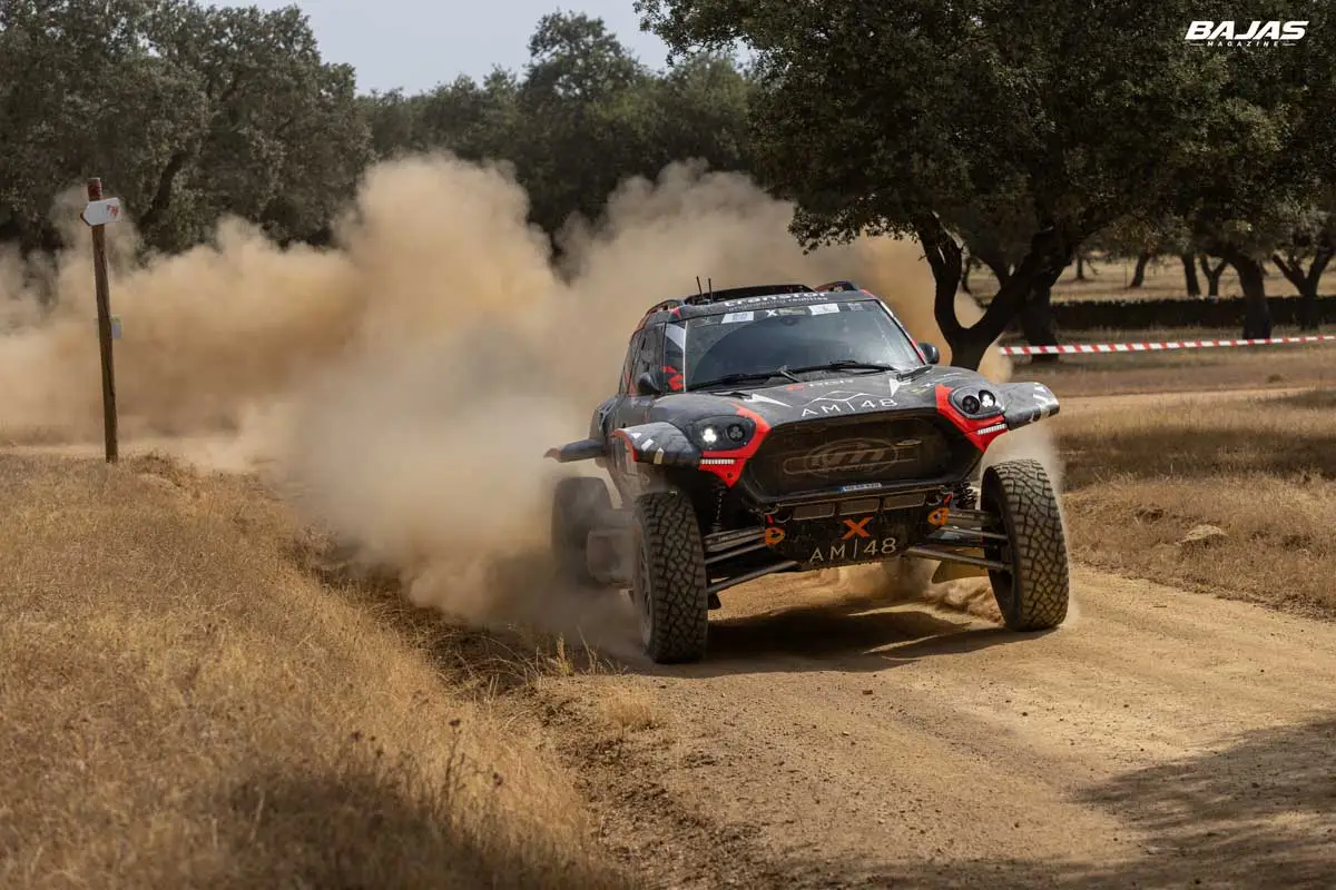 Alejandro Martins en la Baja TT Dehesa Extremadura 2026 durante su camino hacia la victoria
